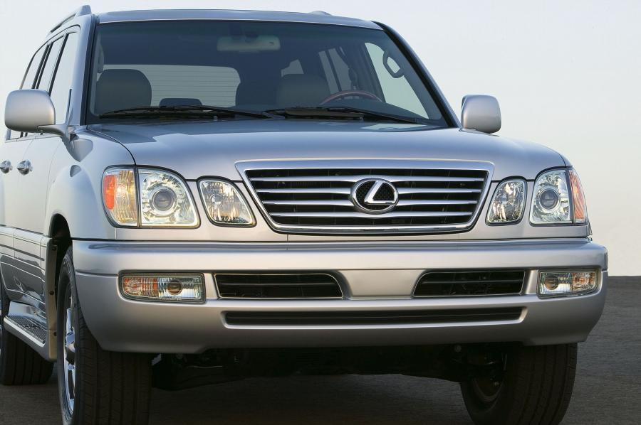  Lexus LX470 2006 года  (фото 3 из 13)